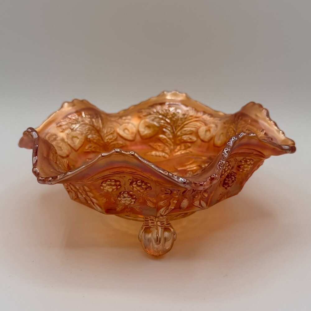 FENTON Carnival Glass BOWL | Panther Pattern MARIGOLD | GLOWS UV 365